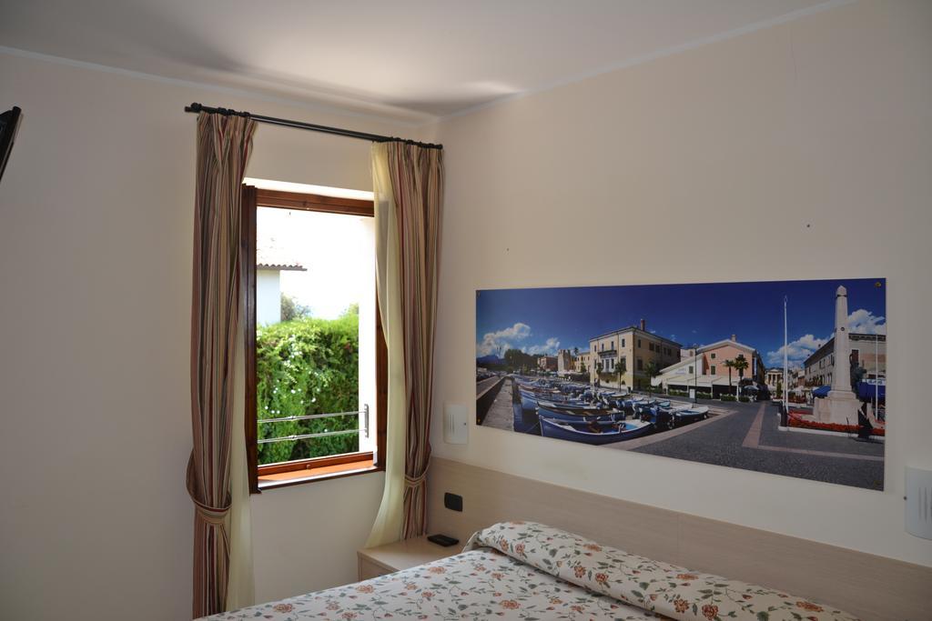 Locanda Le Palafitte باردولينو الغرفة الصورة